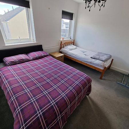 King En-Suite Close To The A30 Camborne Extérieur photo