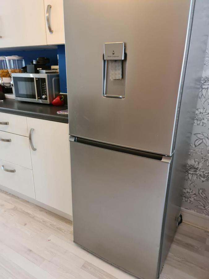 King En-Suite Close To The A30 Camborne Extérieur photo